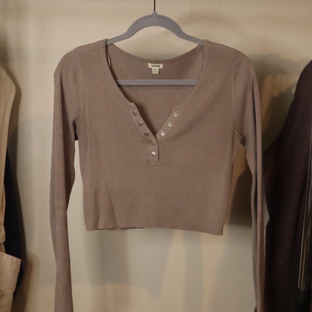 Cropped 1/4 Button Long Sleeve